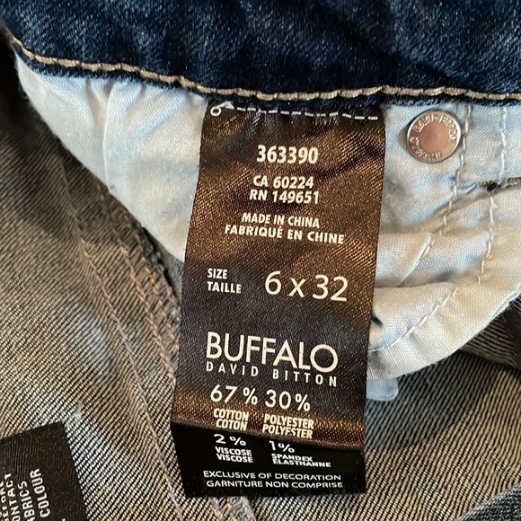Buffalo Jeans - Picture 2 of 3